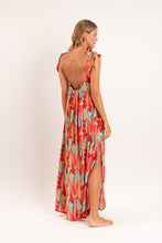 Carregar imagem no visualizador da galeria, Model Back: Rio De Sol Vestido De Praia Sea-Bloom Long Dress Chiara