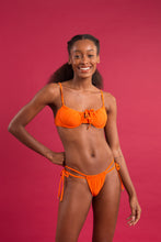 Carregar imagem no visualizador da galeria, Image 11: Rio De Sol Set Set Dots-Orange Balconet-Tie Pipa