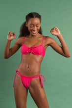 Carregar imagem no visualizador da galeria, Image 12: Rio De Sol Set Set Dots-Virtual-Pink Balconet-Tie Pipa