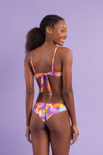 Carregar imagem no visualizador da galeria, Image 12: Rio De Sol Set Set Dreams Bra-Trio Nice