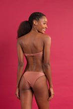 Carregar imagem no visualizador da galeria, Image 10: Rio De Sol Set Set Shimmer-Copper Bandeau-Joy Essential