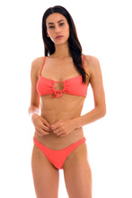 Carregar imagem no visualizador da galeria, Model Front: Rio De Sol Soutien Top Dots-Tabata Mila