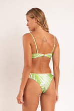 Carregar imagem no visualizador da galeria, Model Back: Rio De Sol Soutien Top Palms Sara
