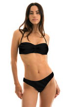 Carregar imagem no visualizador da galeria, Model Front: Rio De Sol Soutien Top Preto Bandeau-Pli