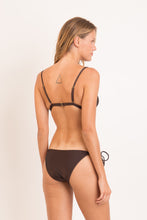 Carregar imagem no visualizador da galeria, Model Back: Rio De Sol Soutien Top Shimmer-Coffee Tri-Fixo