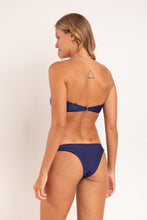 Carregar imagem no visualizador da galeria, Model Back: Rio De Sol Soutien Top Touch-Marinho Sara