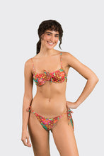 Carregar imagem no visualizador da galeria, Model Front: Rio De Sol Soutien Top Tropics Balconet-Tie