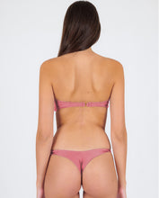 Carregar imagem no visualizador da galeria, Image 06: Rio De Sol Set Set Shimmer-Confetti Bandeau-Knot Nice-Fio
