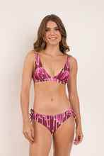 Carregar imagem no visualizador da galeria, Model Front: Rio De Sol Soutien Top Shade Alba
