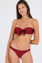Carregar imagem no visualizador da galeria, Gallery: Rio De Sol Set Set Shimmer-Divino Bandeau-Knot Nice-Fio
