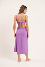 Carregar imagem no visualizador da galeria, Model Back: Rio De Sol Saia Bio-Floreira Long Skirt Knot
