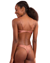 Carregar imagem no visualizador da galeria, Image 07: Rio De Sol Set Set Shimmer-Copper Bandeau-Joy Nice-Fio
