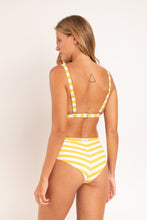 Carregar imagem no visualizador da galeria, Model Back: Rio De Sol Soutien Top Sunshine Alba
