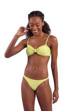 Carregar imagem no visualizador da galeria, Image 04: Rio De Sol Set Set Bora-Citrus Bandeau-Joy Leblon-Fio
