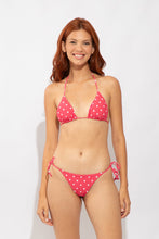 Carregar imagem no visualizador da galeria, Model Front: Wednesday In Hawaii By Rio De Sol Calcinha Bottom Kiko-Guava Kaleia
