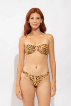 Carregar imagem no visualizador da galeria, Model Front: Rio De Sol Calcinha Bottom Yellow-Feline Essential
