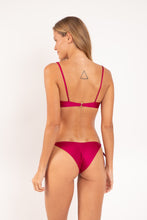 Carregar imagem no visualizador da galeria, Model Back: Rio De Sol Calcinha Bottom Shimmer-Desejo Cheeky-Tie-Gold
