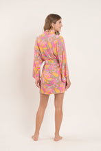 Carregar imagem no visualizador da galeria, Model Back: Rio De Sol Caftans / Saida De Praia Lyla Kimono

