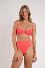 Carregar imagem no visualizador da galeria, Model Front: Rio De Sol Set Set Malibu-Folia Bandeau-Iris Highwaist-Spin-Iris

