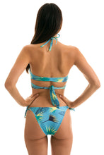 Carregar imagem no visualizador da galeria, Model Back: Rio De Sol Calcinha Bottom Flower Geometric Transp Comfort
