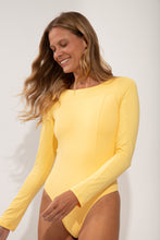 Carregar imagem no visualizador da galeria, Image 06: Wednesday In Hawaii By Rio De Sol Maiô Lilikoi Surf
