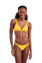 Carregar imagem no visualizador da galeria, Model Front: Rio De Sol Set Set Malibu-Yellow Tri-Duo Mini-Duo
