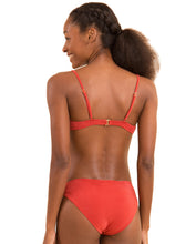 Carregar imagem no visualizador da galeria, Image 07: Rio De Sol Set Set Malibu-Chili Balconet Essential-Comfy
