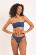 Carregar imagem no visualizador da galeria, Image 06: Rio De Sol Set Set Navy Bandeau-Reto Nice-Fio
