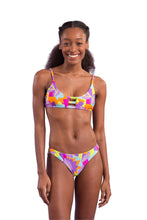 Carregar imagem no visualizador da galeria, Model Front: Rio De Sol Soutien Top Dreams Bra-Trio
