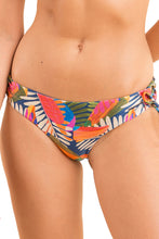 Carregar imagem no visualizador da galeria, Gallery: Rio De Sol Calcinha Bottom Jungle Madrid

