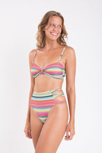 Carregar imagem no visualizador da galeria, Image 07: Rio De Sol Set Set Supercolor Bandeau-Joy Highwaist-Spin
