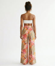 Carregar imagem no visualizador da galeria, Model Back: Rio De Sol Calça De Praia Oasis Wide Pants
