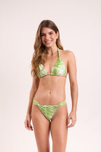 Carregar imagem no visualizador da galeria, Model Front: Rio De Sol Soutien Top Palms Mel
