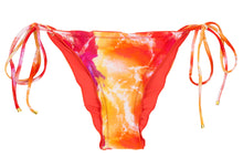 Carregar imagem no visualizador da galeria, Product Front: Rio De Sol Calcinha Bottom Tiedye-Red Frufru
