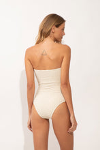 Carregar imagem no visualizador da galeria, Model Back: Rio De Sol Maiô Brisa-Offwhite Tube-Op
