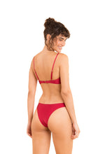 Carregar imagem no visualizador da galeria, Model Back: Rio De Sol Soutien Top Shimmer-Divino Bandeau-Joy

