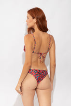 Carregar imagem no visualizador da galeria, Model Back: Rio De Sol Soutien Top Coral-Feline Lia
