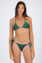 Carregar imagem no visualizador da galeria, Model Front: Rio De Sol Soutien Top Palace Tri-Rope
