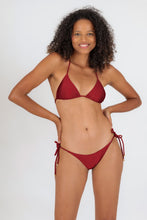 Carregar imagem no visualizador da galeria, Model Front: Rio De Sol Calcinha Bottom Shimmer-Divino Ibiza-Rope
