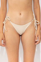 Carregar imagem no visualizador da galeria, Gallery: Rio De Sol Calcinha Bottom Solar-Off Ibiza-Comfy
