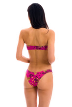 Carregar imagem no visualizador da galeria, Model Back: Rio De Sol Soutien Top Roar-Pink Bandeau-Reto
