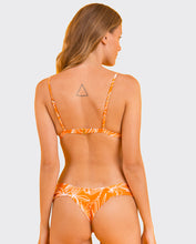 Carregar imagem no visualizador da galeria, Image 07: Rio De Sol Set Set Trail-Orange Tri-Fixo Baobi-Cheeky
