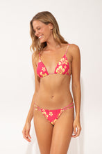 Carregar imagem no visualizador da galeria, Image 05: Wednesday In Hawaii By Rio De Sol Set Set Pua-Guava Ana Isla

