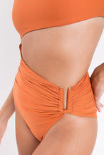 Carregar imagem no visualizador da galeria, Image 06: Rio De Sol Maiô Ocre Zadar-Op
