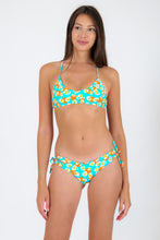 Carregar imagem no visualizador da galeria, Model Front: Rio De Sol Soutien Top Dubai Bralette

