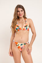 Carregar imagem no visualizador da galeria, Model Front: Rio De Sol Calcinha Bottom Picnic Mel-Comfy
