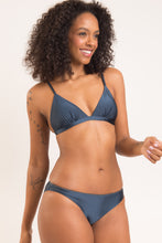 Carregar imagem no visualizador da galeria, Image 12: Rio De Sol Calcinha Bottom Shimmer-Shark Essential-Comfy

