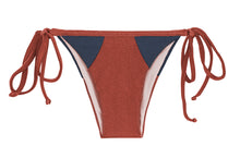 Carregar imagem no visualizador da galeria, Product Front: Rio De Sol Calcinha Bottom Liquor Recorte Tri
