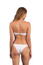 Carregar imagem no visualizador da galeria, Model Back: Rio De Sol Set Set Bora-White Bandeau-Joy Leblon
