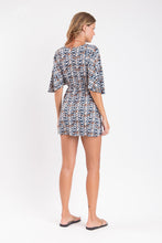 Carregar imagem no visualizador da galeria, Model Back: Rio De Sol Mini Dress Ikat Mini Dress
